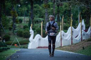 BIB: 6185
                            <button type="button" onclick="openModal(22310905)" class="btn btn-primary btn-sm float-right btn-popup" data-toggle="modal" data-target=".modal-high-quality">
                        <i class="fas fa-shopping-cart"></i> Add to Cart
                    </button>
                                            <button type="button" onclick="isThisMe(22310905, true)" class="btn btn-success btn-sm float-right btn-popup btn-isme hidden" data-toggle="tooltip" data-placement="bottom" title="นี่คือรูปของคุณใช่ไหม คลิกที่นี่เพื่อเอาเข้าอัลบั้ม">
                        <i class="fas fa-plus"></i> Add to album
                    </button>
                    <button type="button" onclick="isThisMe(22310905, false)" class="btn btn-warning btn-sm float-right btn-popup btn-isnotme hidden">
                        <i class="fas fa-ban"></i> Remove from album
                    </button>